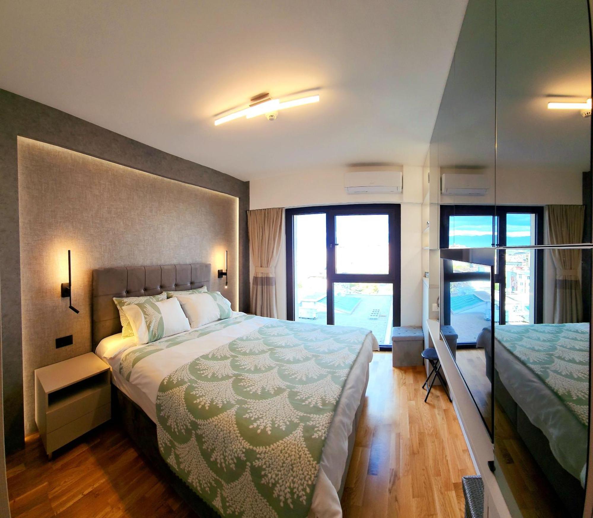 Diamond Residences 10Th Fl. Lux Apt. W/ City View Skopje Exteriör bild